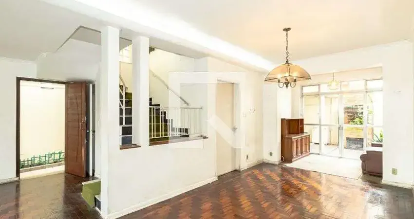 Casa para Venda - Moema, 4 Quartos,  130 m² - São Paulo