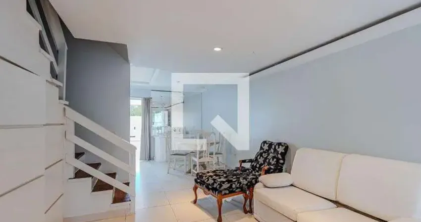 Casa para Venda - Nonoai, 3 Quartos,  151 m² - Porto Alegre