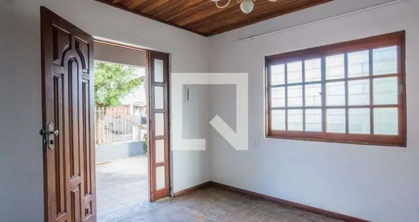 Casa para Venda - Cavalhada, 2 Quartos,  215 m² - Porto Alegre