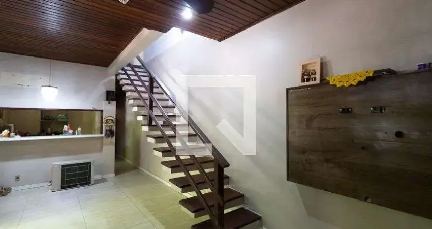Casa para Venda - Azenha, 3 Quartos,  115 m² - Porto Alegre