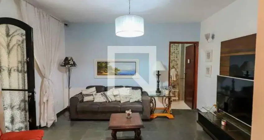 Casa para Venda - Butantã, 3 Quartos,  200 m² - São Paulo