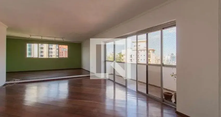 Apartamento para Venda - Real Parque, 3 Quartos,  200 m² - São Paulo