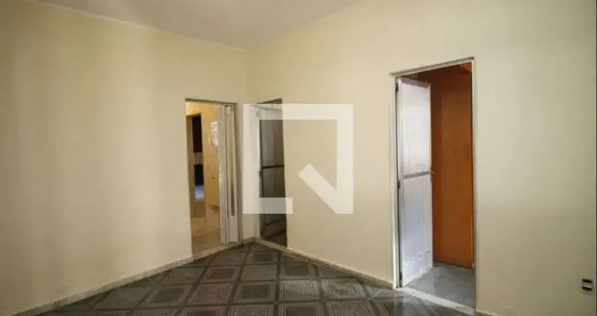 Casa para Venda - Olaria, 2 Quartos,  150 m² - Rio de Janeiro