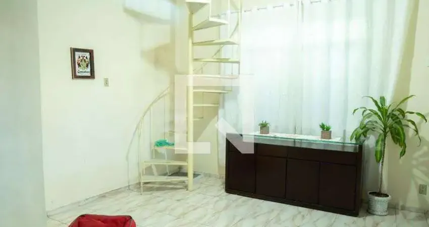 Casa para Venda - Penha, 3 Quartos,  380 m² - Rio de Janeiro