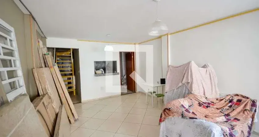 Casa para Venda - Benfica, 2 Quartos,  150 m² - Rio de Janeiro