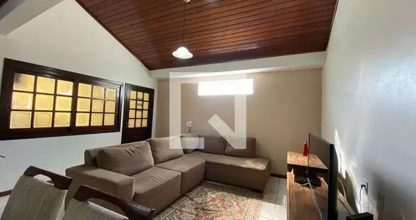 Casa para Venda - Scharlau, 3 Quartos,  210 m² - São Leopoldo