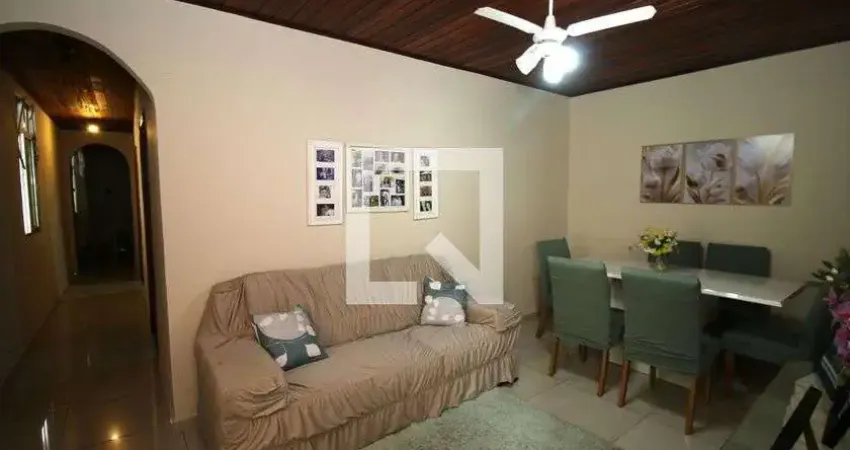 Casa para Venda - Penha, 3 Quartos,  265 m² - Rio de Janeiro
