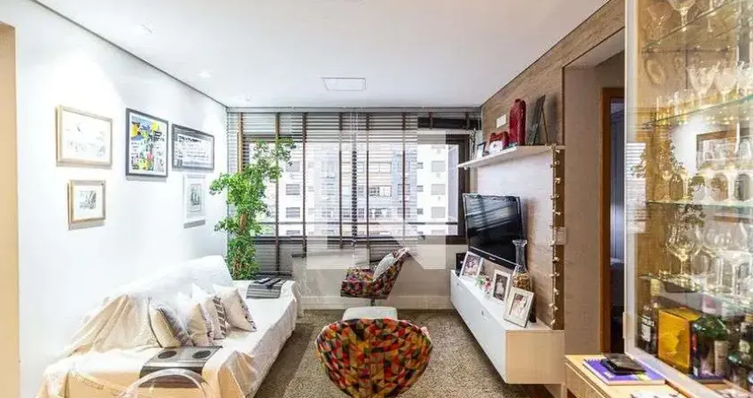 Apartamento para Venda - Camaquã, 2 Quartos,  62 m² - Porto Alegre
