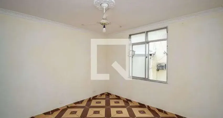 Apartamento para Venda - Olaria, 2 Quartos,  50 m² - Rio de Janeiro