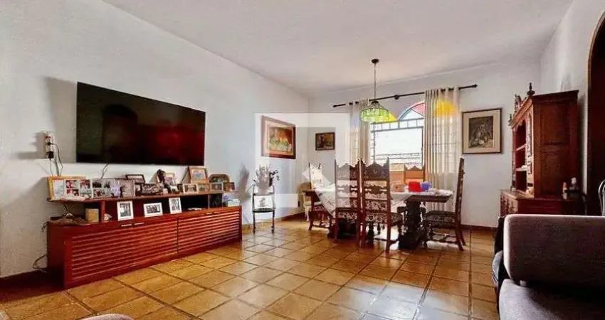 Casa para Venda - Grajaú, 3 Quartos,  225 m² - Belo Horizonte