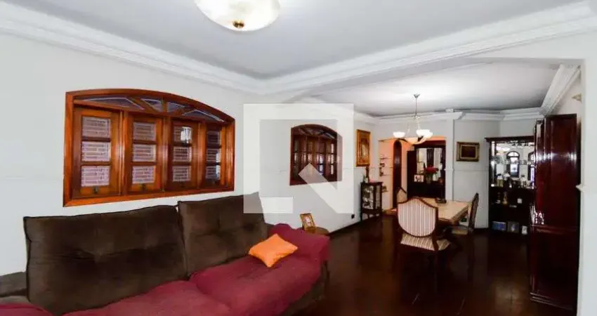 Casa para Venda - Picanço, 3 Quartos,  240 m² - Guarulhos