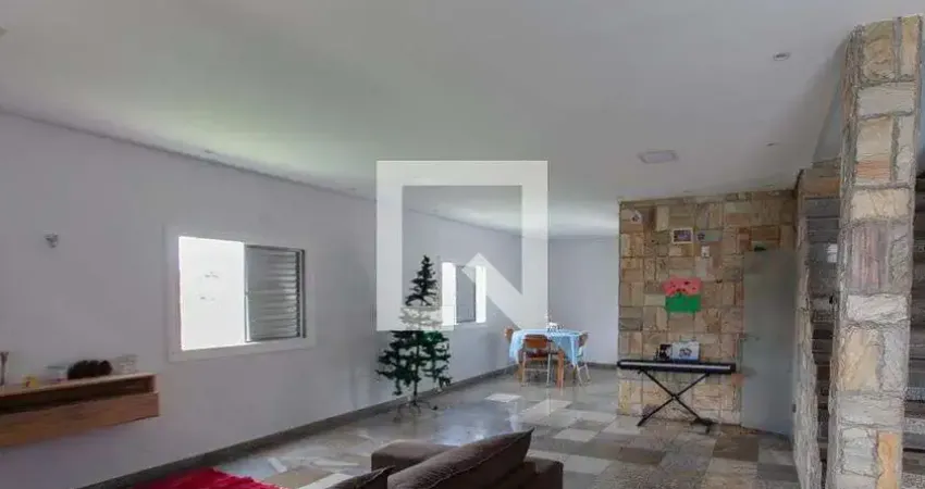 Casa para Venda - Planalto, 3 Quartos,  180 m² - Belo Horizonte