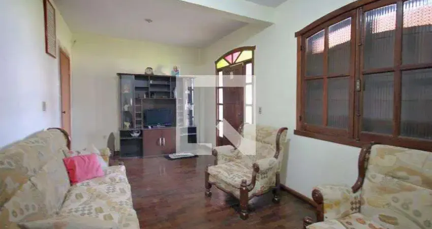 Casa para Venda - Nova Cachoeirinha, 4 Quartos,  189 m² - Belo Horizonte