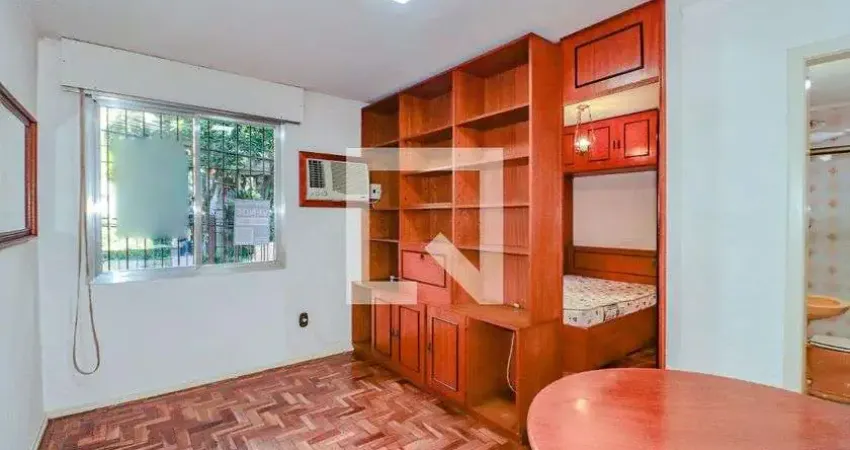Apartamento para Venda - Petrópolis, 1 Quarto,  35 m² - Porto Alegre