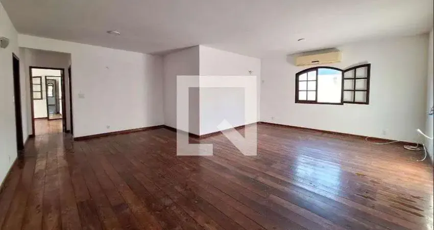 Casa para Venda - Serra Grande, 3 Quartos,  249 m² - Niterói