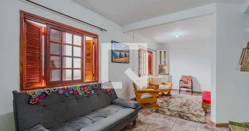 Casa para Venda - Nonoai, 5 Quartos,  210 m² - Porto Alegre