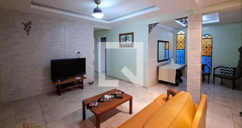 Casa para Venda - Piratininga, 3 Quartos,  300 m² - Niterói