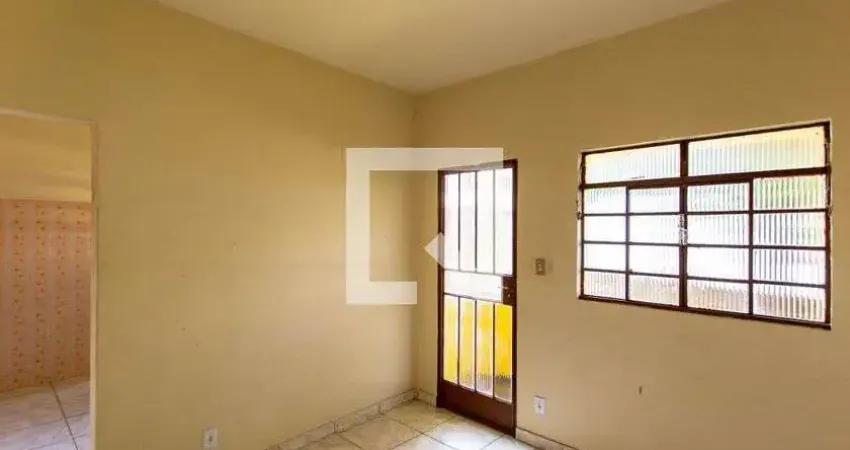 Casa para Venda - Ouro Preto, 1 Quarto,  50 m² - Belo Horizonte