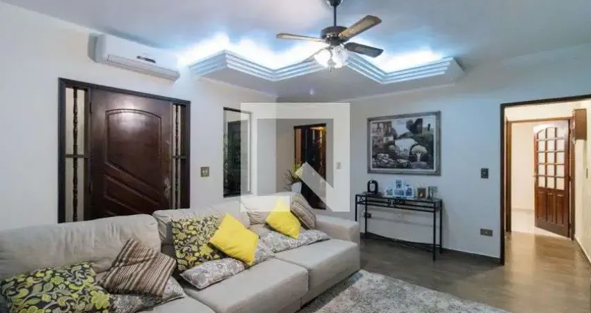 Casa para Venda - Picanço, 3 Quartos,  289 m² - Guarulhos