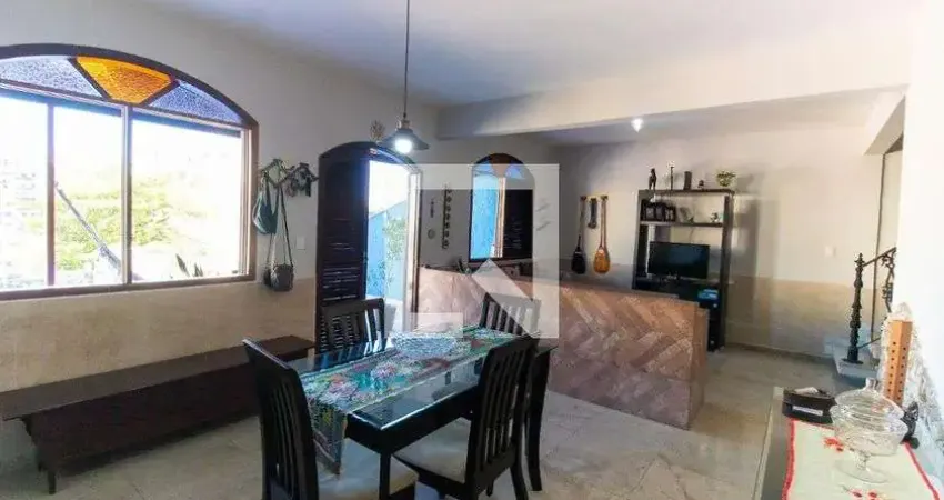 Casa com 3 quartos à venda na Rua Vista Alegre, Santa Rosa, Niterói