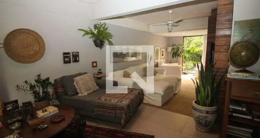 Casa / Sobrado em Condomínio para Venda - Cavalhada, 3 Quartos,  222 m² - Porto Alegre