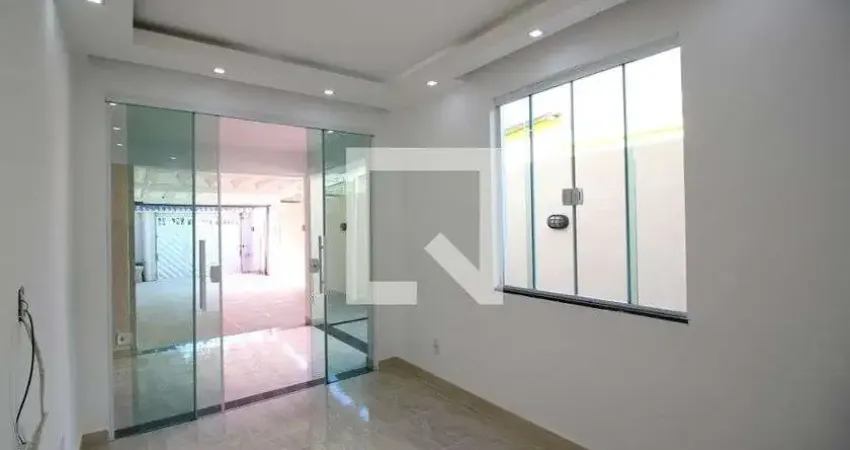 Casa para Venda - Taquara, 2 Quartos,  44 m² - Rio de Janeiro