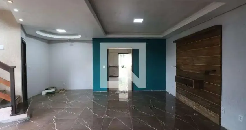 Casa para Venda - Nossa Sra das Graças, 3 Quartos,  330 m² - Canoas