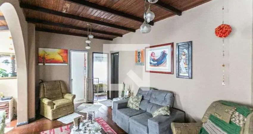Casa para Venda - Medianeira, 3 Quartos,  160 m² - Porto Alegre