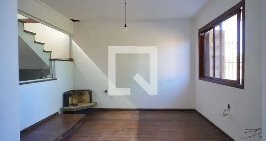 Casa com 3 quartos à venda na Rua Jacob Philippsen, Sarandi, Porto Alegre