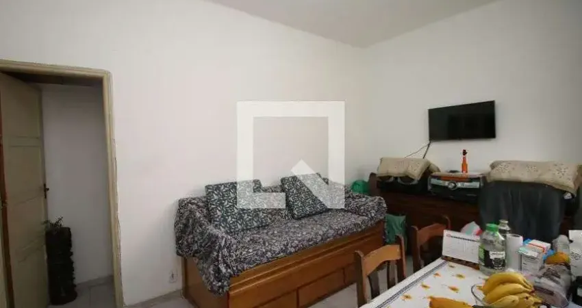 Casa para Venda - Olaria, 1 Quarto,  120 m² - Rio de Janeiro
