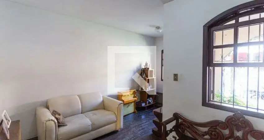 Casa para Venda - Aparecida, 5 Quartos,  185 m² - Belo Horizonte