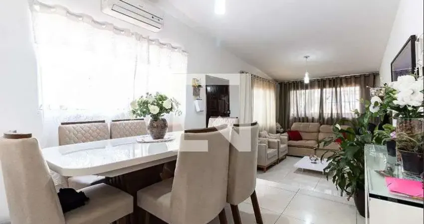 Casa para Venda - Vila das Mercês, 3 Quartos,  100 m² - São Paulo
