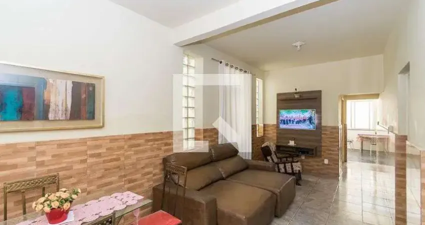 Casa para Venda - Penha, 6 Quartos,  195 m² - Rio de Janeiro