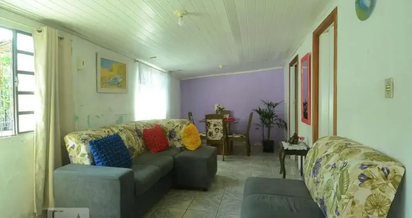 Casa para Venda - Camaquã, 2 Quartos,  55 m² - Porto Alegre