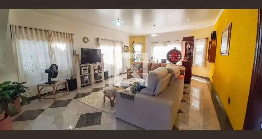 Casa para Venda - Bussocaba, 4 Quartos,  320 m² - Osasco