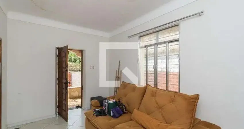 Casa para Venda - Olaria, 3 Quartos,  200 m² - Rio de Janeiro