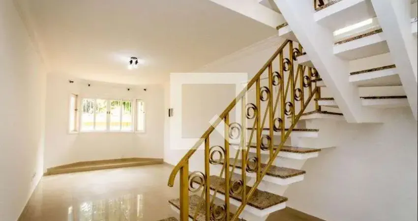 Casa para Venda - Picanço, 3 Quartos,  210 m² - Guarulhos