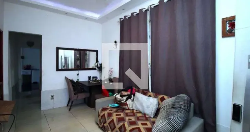 Casa para Venda - Olaria, 2 Quartos,  170 m² - Rio de Janeiro