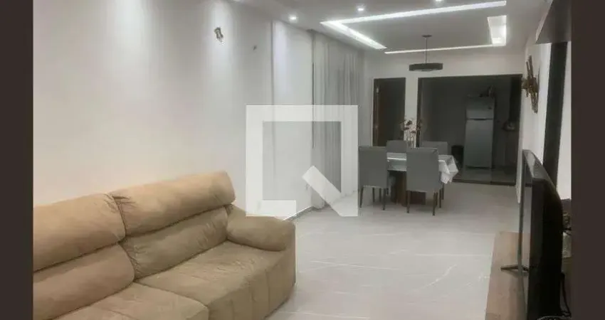 Casa para Venda - Penha, 2 Quartos,  300 m² - Rio de Janeiro