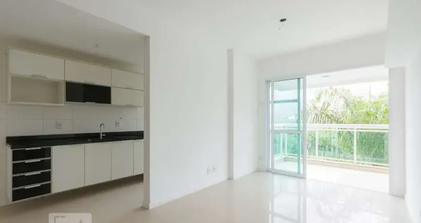 Apartamento para Venda - Jacarepaguá, 2 Quartos,  70 m² - Rio de Janeiro