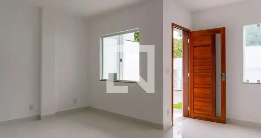 Casa para Venda - Itaipu, 3 Quartos,  100 m² - Niterói