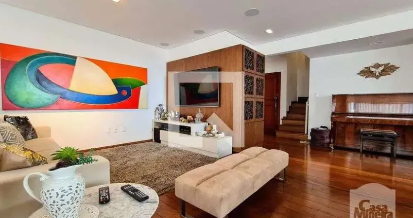 Cobertura para Venda - Serra, 4 Quartos,  250 m² - Belo Horizonte