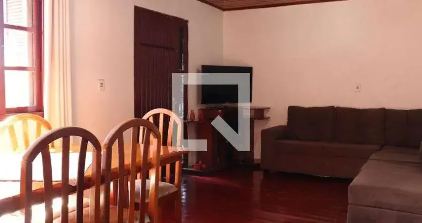 Casa para Venda - Feitoria, 2 Quartos,  50 m² - São Leopoldo