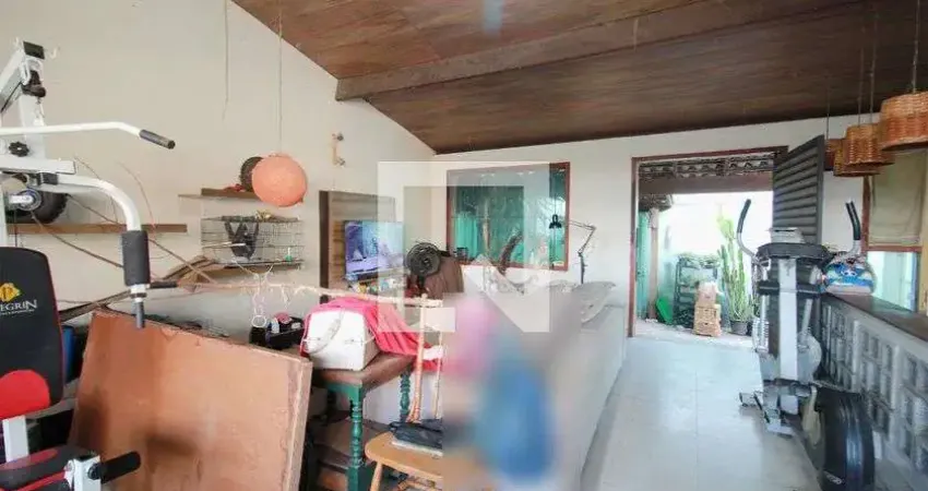 Casa para Venda - Havaí, 2 Quartos,  232 m² - Belo Horizonte
