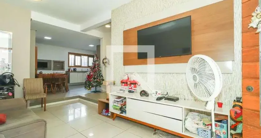 Casa / Sobrado em Condomínio para Venda - Vila Operária, 3 Quartos,  140 m² - Porto Alegre