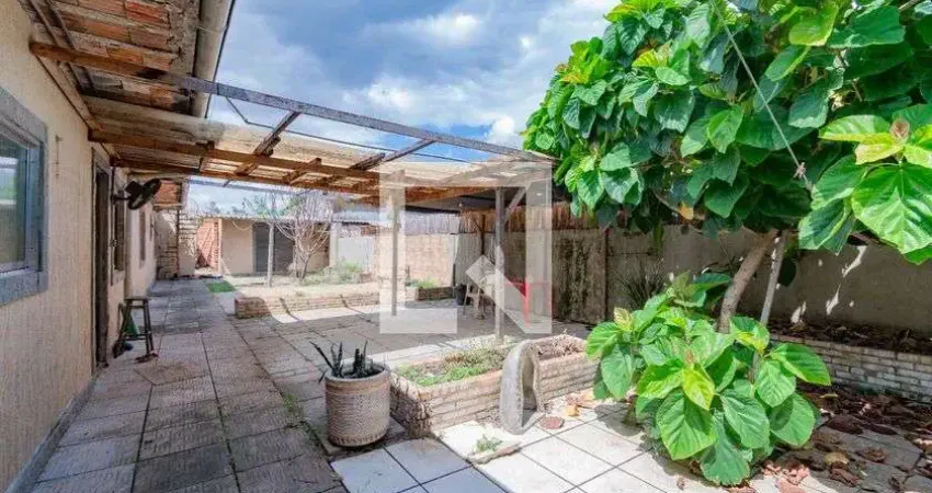 Casa para Venda - Mathias Velho, 6 Quartos,  260 m² - Canoas