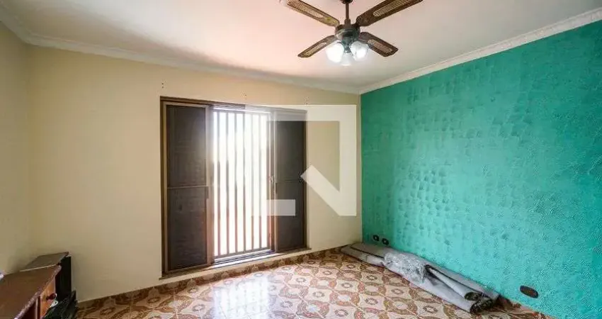 Casa para Venda - Vila Carrão, 2 Quartos,  120 m² - São Paulo
