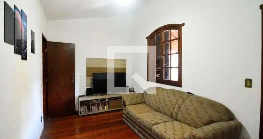 Casa para Venda - Dom Bosco, 3 Quartos,  400 m² - Belo Horizonte