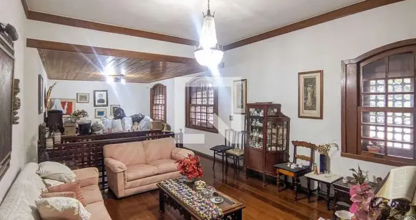 Casa para Venda - Serra, 6 Quartos,  446 m² - Belo Horizonte