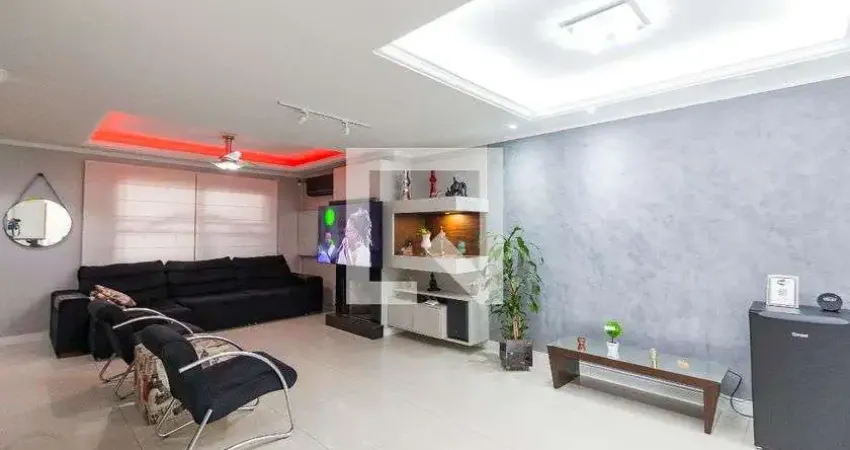 Casa para Venda - Camaquã, 4 Quartos,  250 m² - Porto Alegre